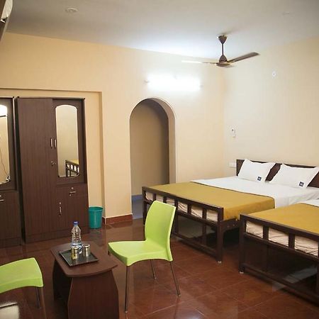 Navagraha Homestay Kumbakonam Ngoại thất bức ảnh