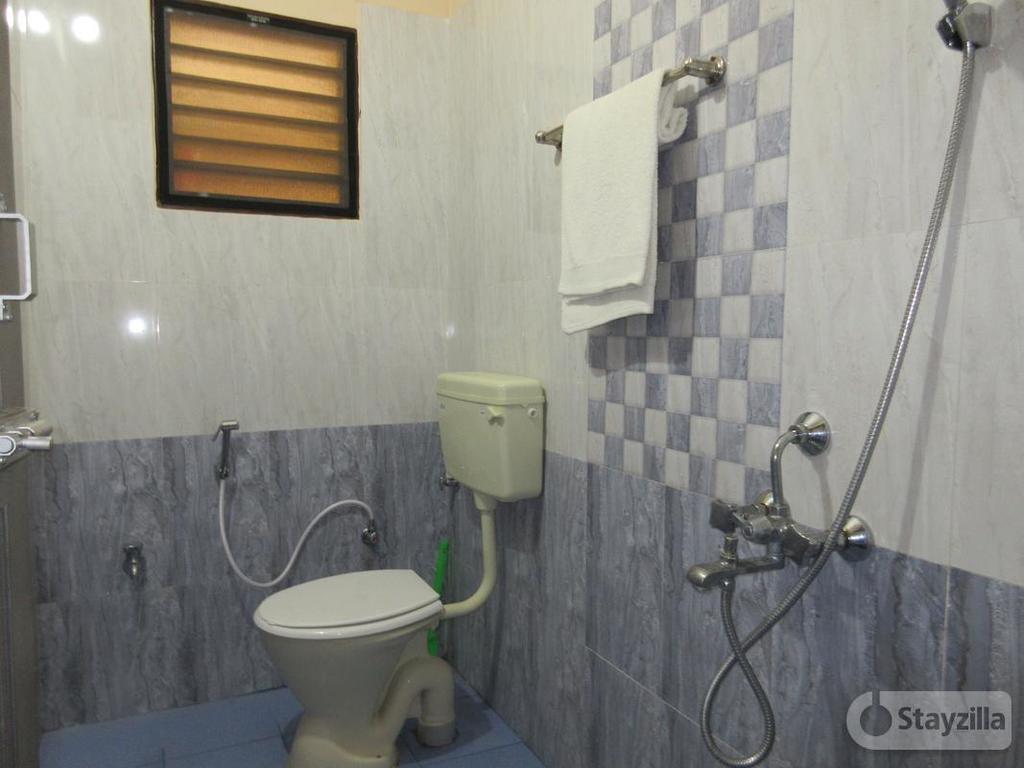 Navagraha Homestay Kumbakonam Ngoại thất bức ảnh